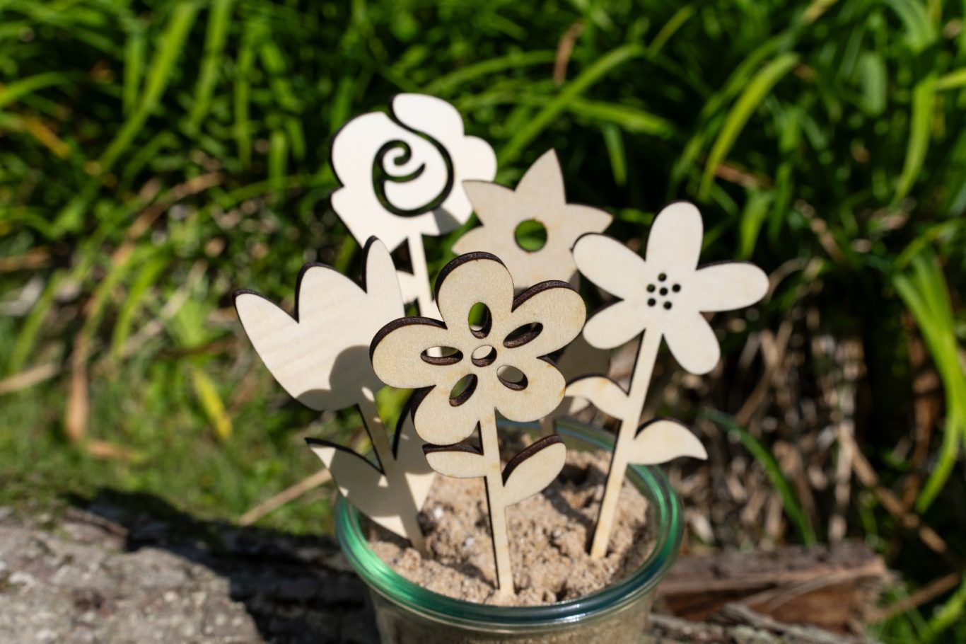 Holzblumen zum Bemalen
